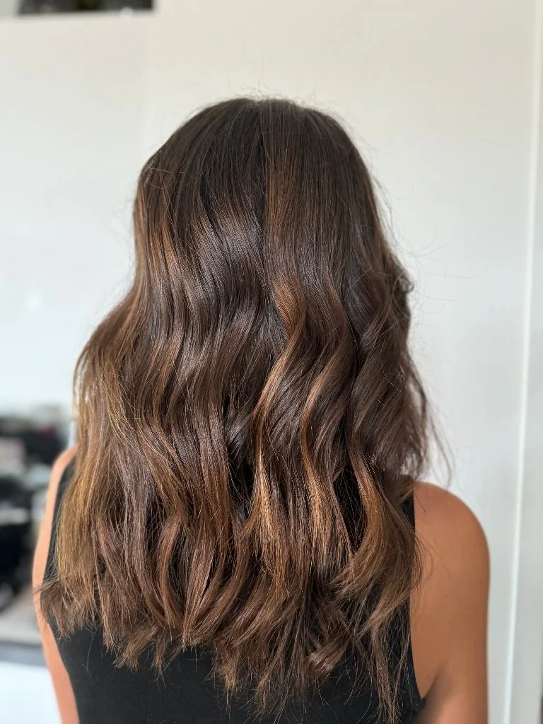 L'Atelier signature - hairstylist, coiffeuse à Domicile au Pays basque - wavy