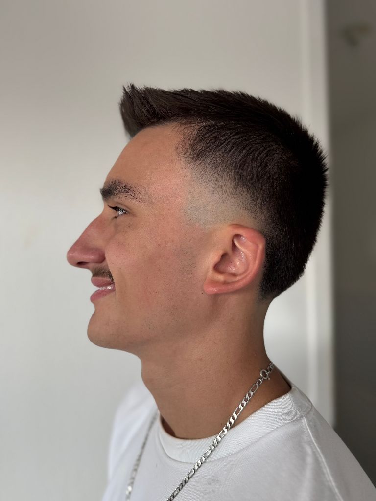L'Atelier signature - hairstylist, coiffeuse à Domicile au Pays basque - dégradé homme