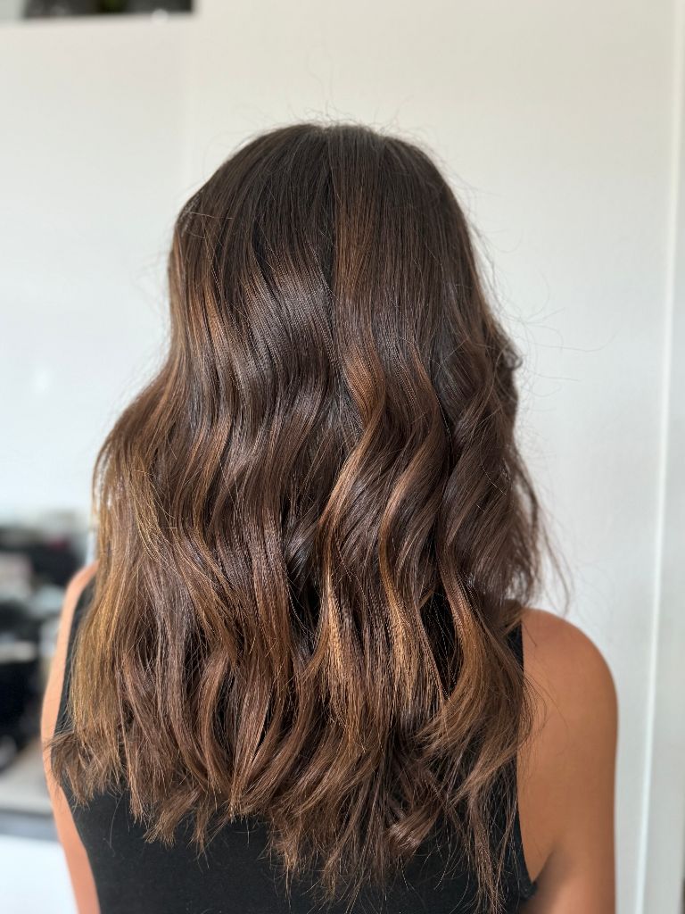 L'Atelier signature - hairstylist, coiffeuse à Domicile au Pays basque - wavy